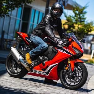 Meet your Posher, Jared